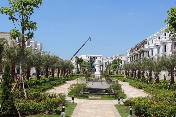 Thi công phần thô và hoàn thiện biệt thự  Dự án Dimond Place